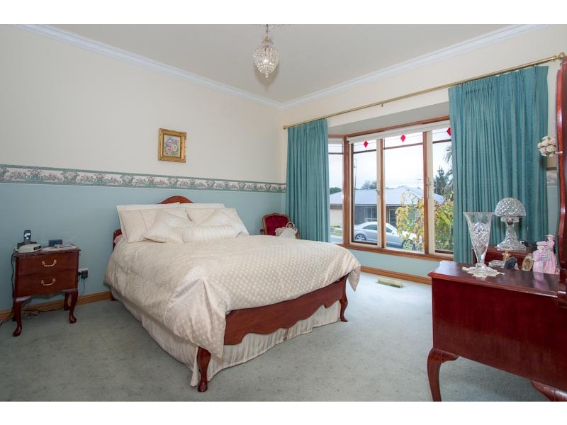 9 Greenhill Court, Sunbury VIC 3429
