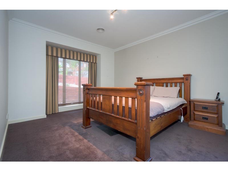 18 Fullwood Drive, Sunbury VIC 3429