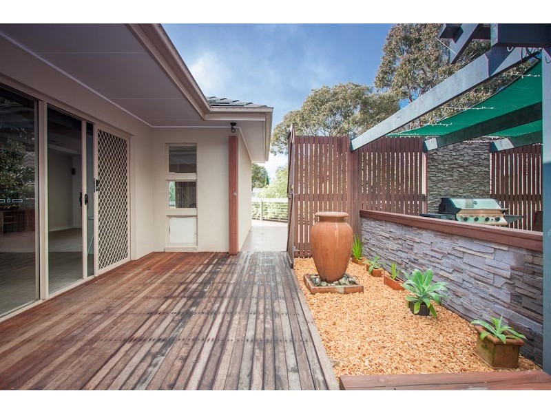 18 Fullwood Drive, Sunbury VIC 3429