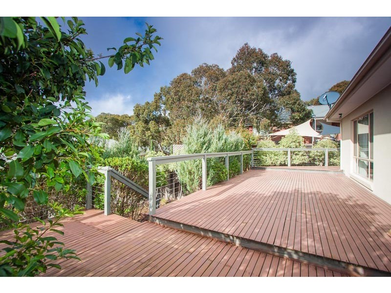 18 Fullwood Drive, Sunbury VIC 3429