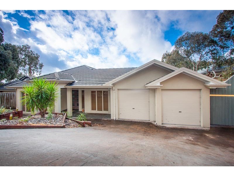 18 Fullwood Drive, Sunbury VIC 3429