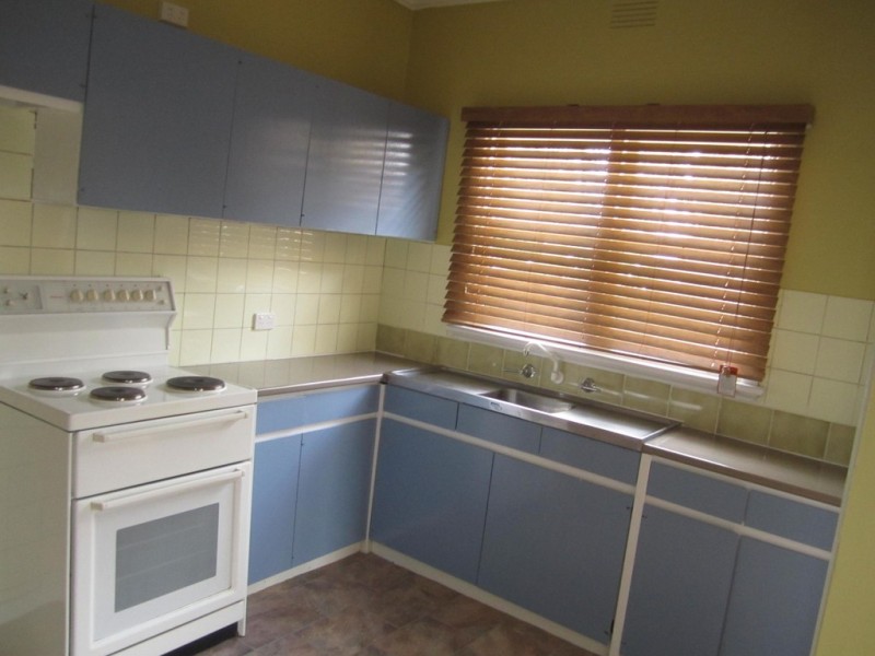 39 PASLEY STREET, Sunbury VIC 3429