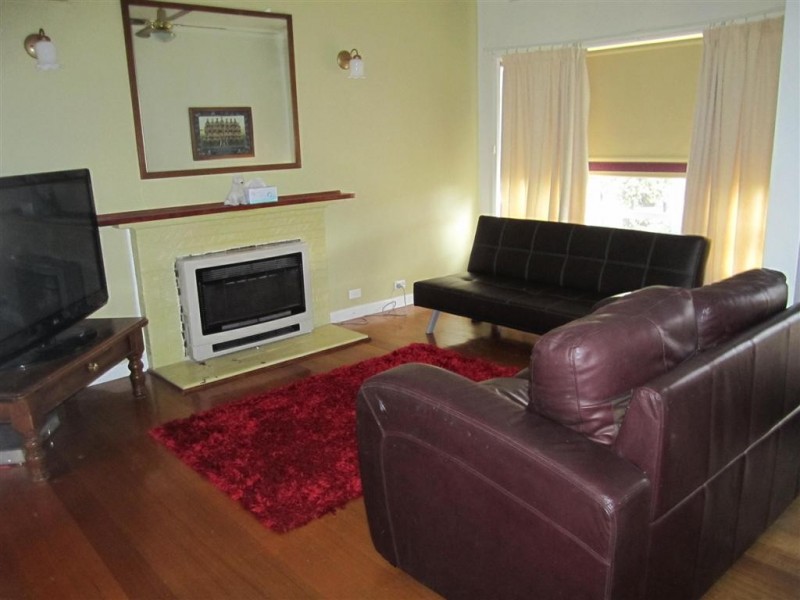 71 Macedon Street, Sunbury VIC 3429