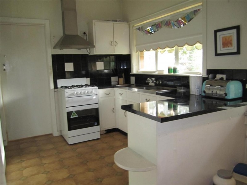 71 Macedon Street, Sunbury VIC 3429