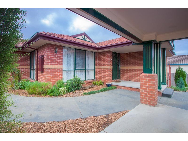 38 Fullbrook Drive, Sunbury VIC 3429
