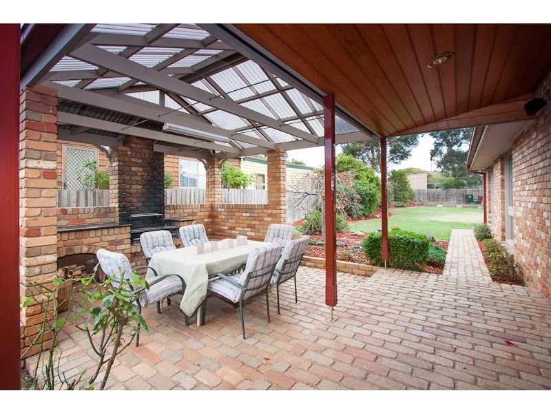 60 Anderson Road, Sunbury VIC 3429