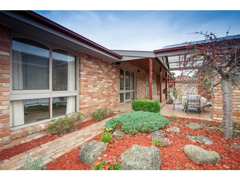 60 Anderson Road, Sunbury VIC 3429