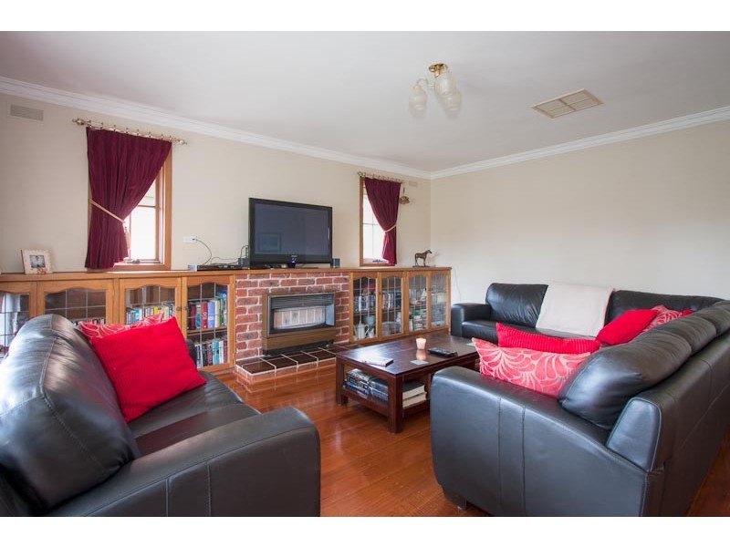 71 Brook Street, Sunbury VIC 3429