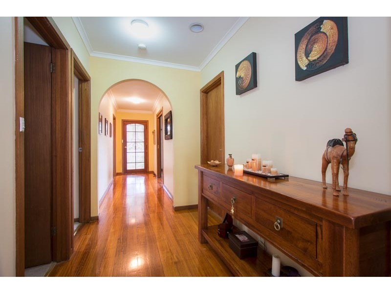 71 Brook Street, Sunbury VIC 3429