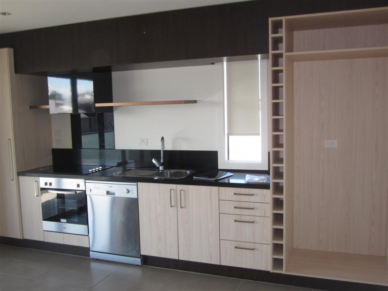 12/4 CREFDEN STREET, Maidstone VIC 3012