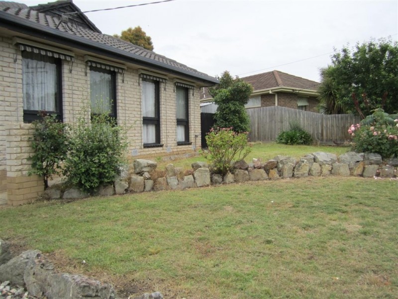 1 MELBA AVENUE, Sunbury VIC 3429