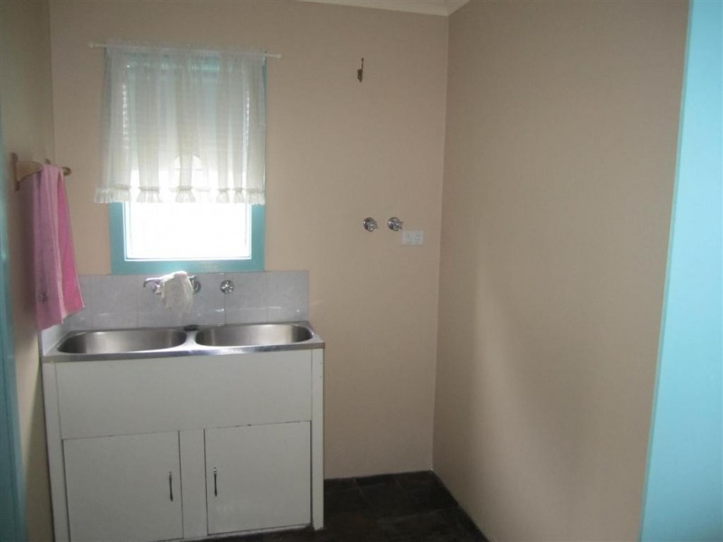 83 PASLEY STREET, Sunbury VIC 3429