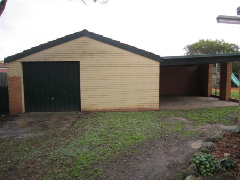 83 PASLEY STREET, Sunbury VIC 3429