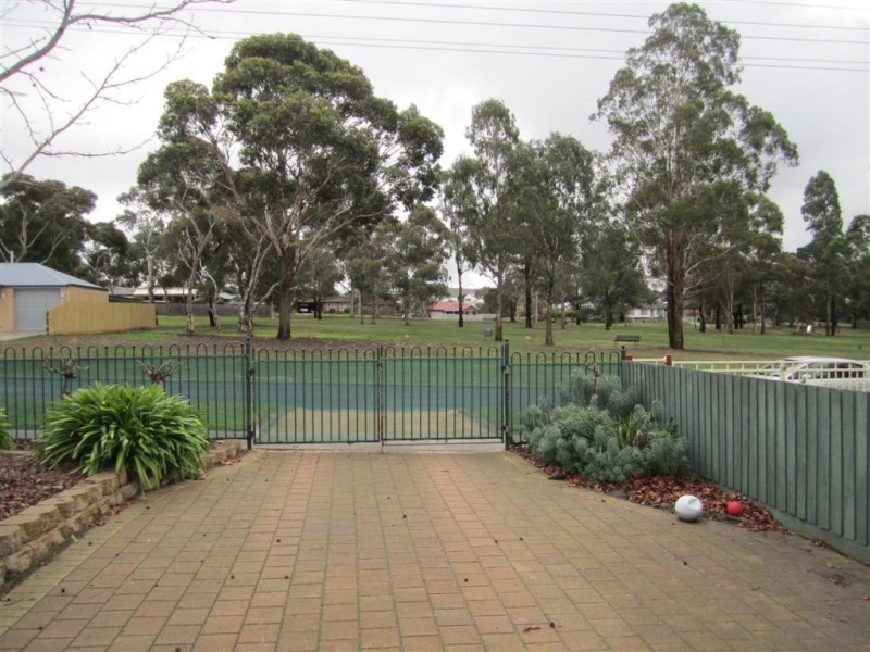 83 PASLEY STREET, Sunbury VIC 3429