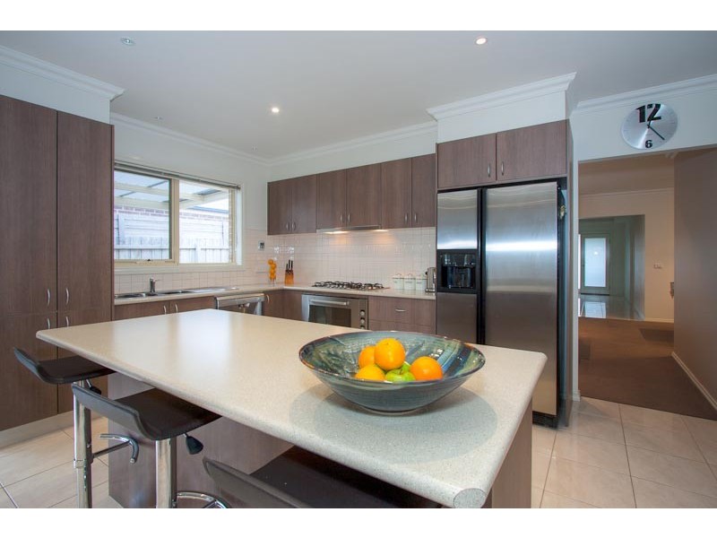 12 Sassafras Drive, Sunbury VIC 3429