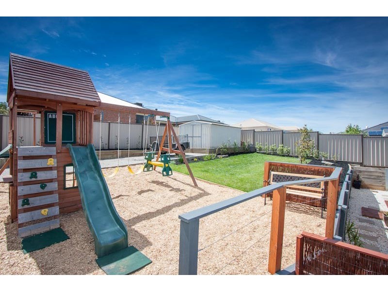 34 Swift Street, Sunbury VIC 3429
