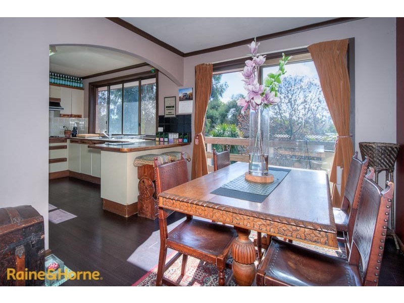 4 Heysen Drive, Sunbury VIC 3429
