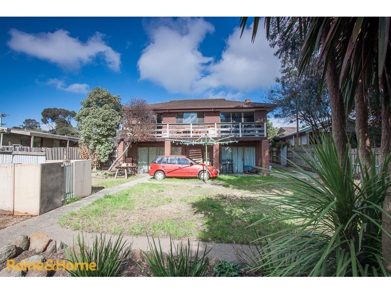 4 Heysen Drive, Sunbury VIC 3429