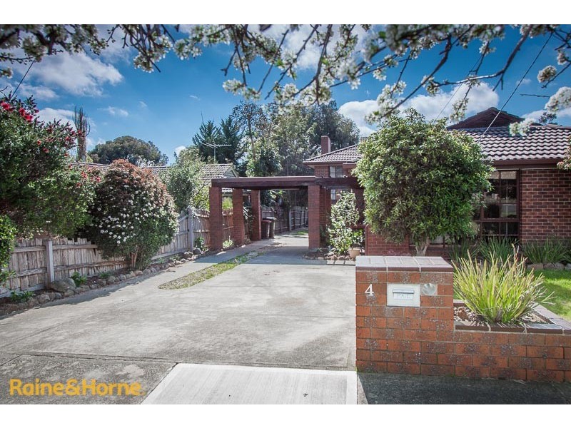 4 Heysen Drive, Sunbury VIC 3429