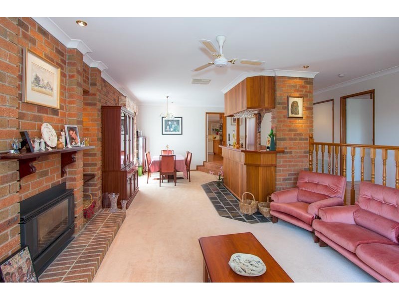 11 Glenauburn Court, Sunbury VIC 3429