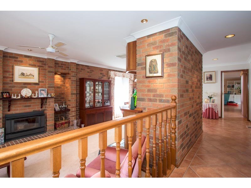 11 Glenauburn Court, Sunbury VIC 3429