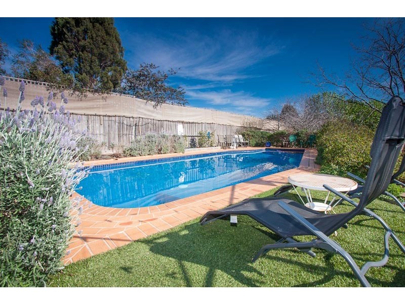 11 Glenauburn Court, Sunbury VIC 3429