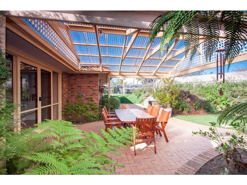 11 Glenauburn Court, Sunbury VIC 3429