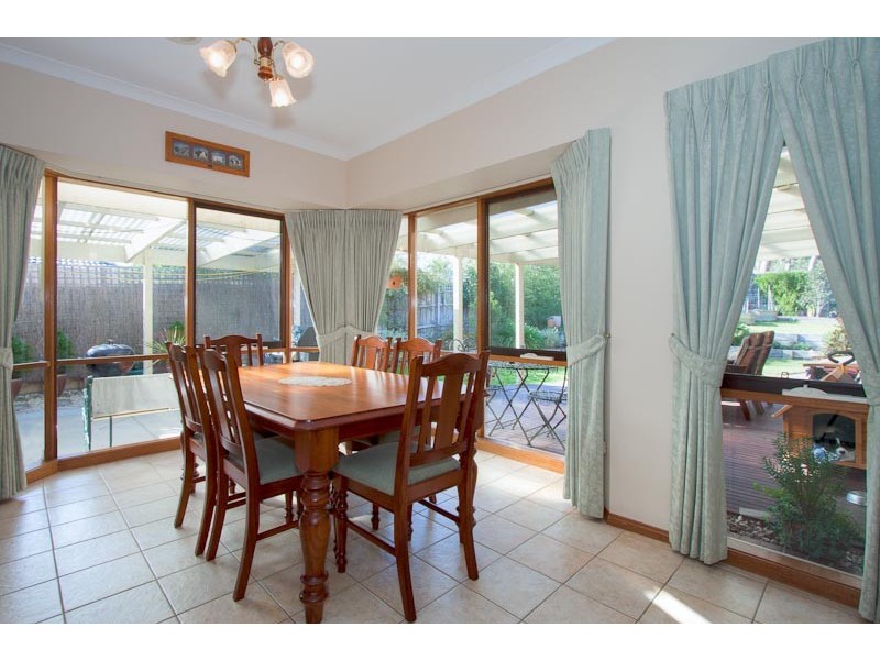 3 Mayfin Court, Sunbury VIC 3429