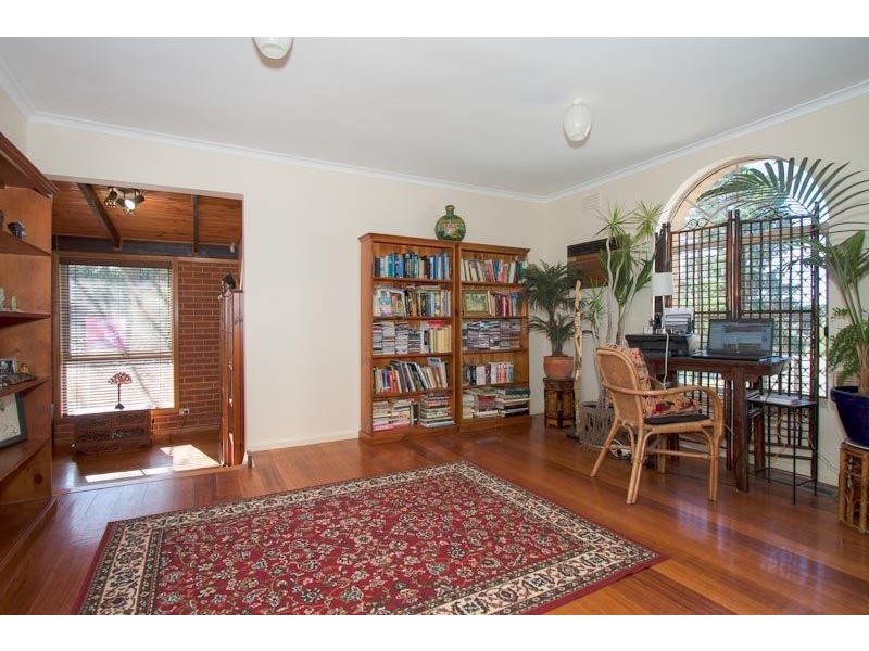 37 Blaxland Drive, Sunbury VIC 3429