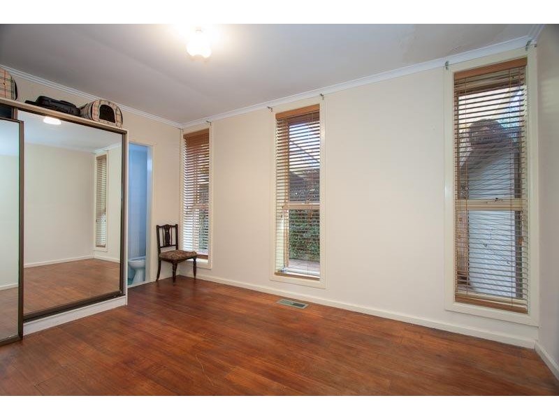 37 Blaxland Drive, Sunbury VIC 3429