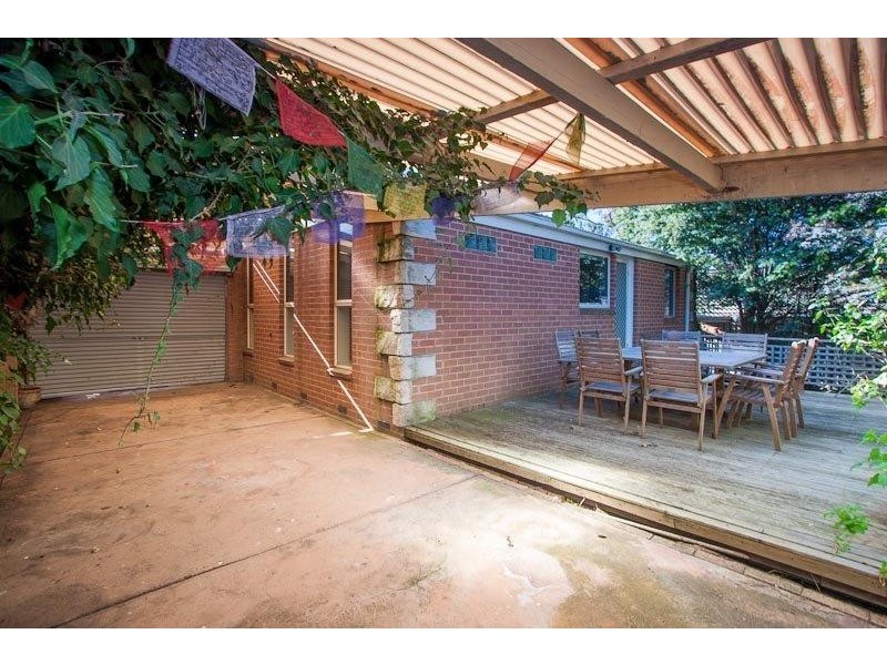 37 Blaxland Drive, Sunbury VIC 3429