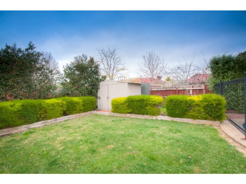 11 MENZIES DRIVE, Sunbury VIC 3429