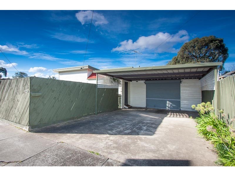 35 Lawson Street, Sunbury VIC 3429