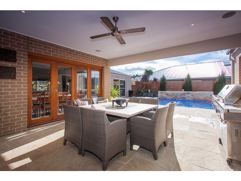 65 Spavin Drive, Sunbury VIC 3429