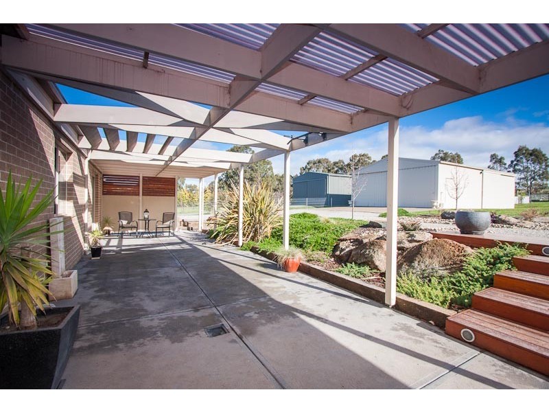 65 Spavin Drive, Sunbury VIC 3429