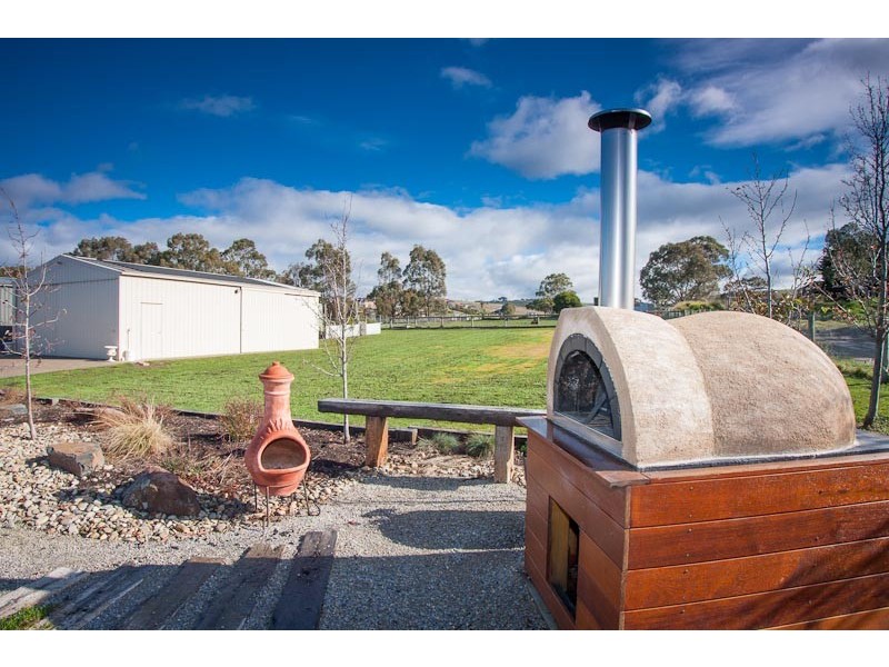 65 Spavin Drive, Sunbury VIC 3429