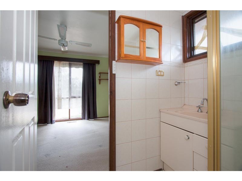 4 Clifton Drive, Lancefield VIC 3435