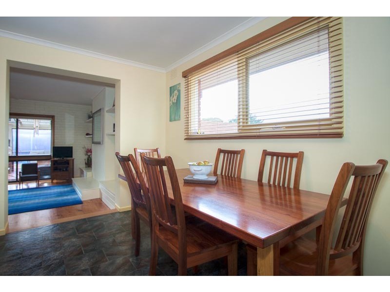 22 Dobell Avenue, Sunbury VIC 3429