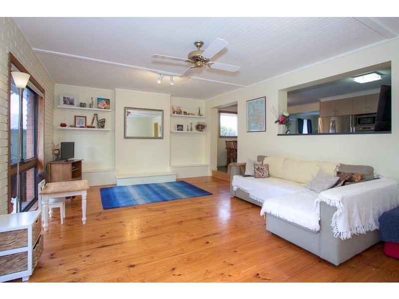 22 Dobell Avenue, Sunbury VIC 3429