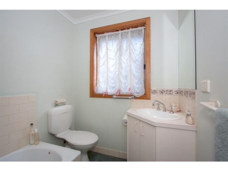 84B JACKSON STREET, Sunbury VIC 3429