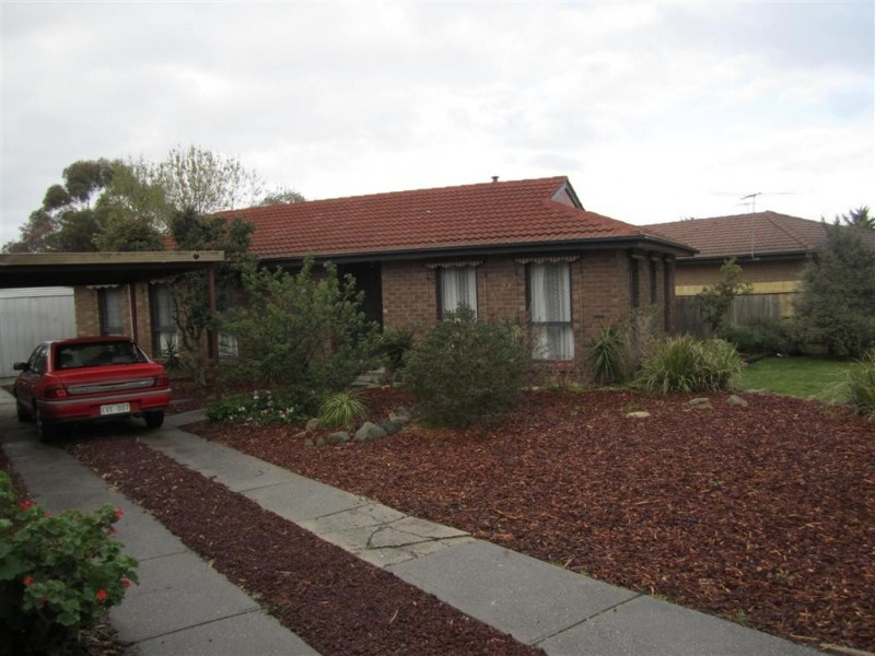 14 MCEWEN DRIVE, Sunbury VIC 3429