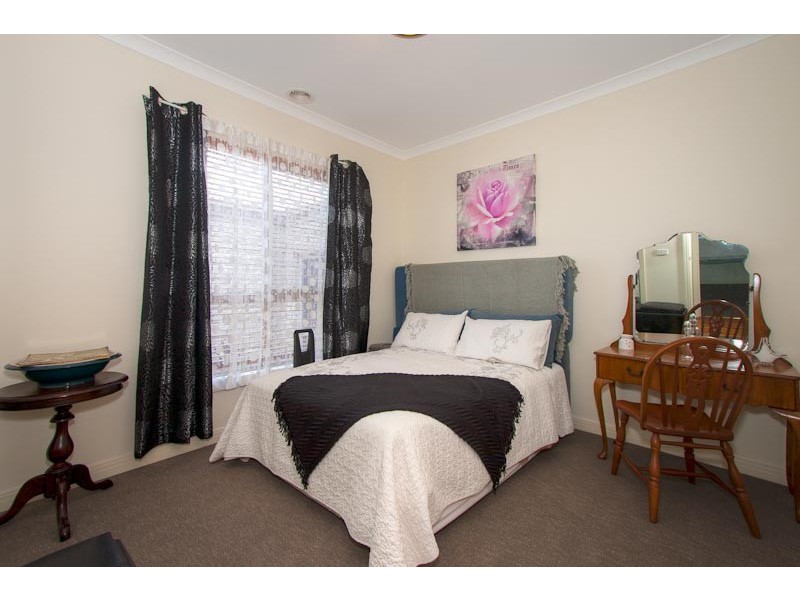 95 Yellow Gum Boulevard, Sunbury VIC 3429