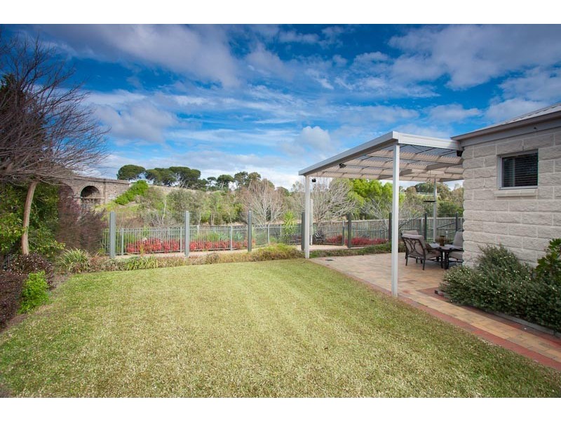 95 Yellow Gum Boulevard, Sunbury VIC 3429