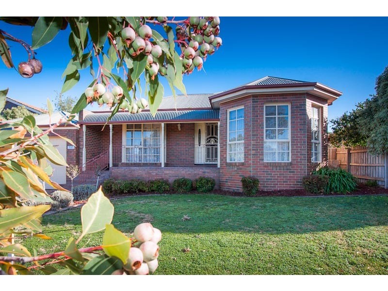 23 De Lisle Avenue, Sunbury VIC 3429