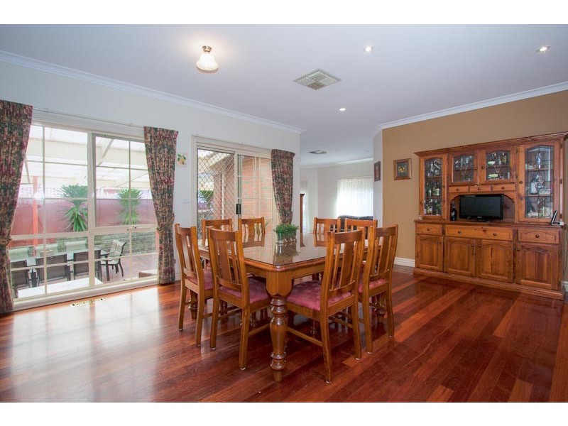 23 De Lisle Avenue, Sunbury VIC 3429