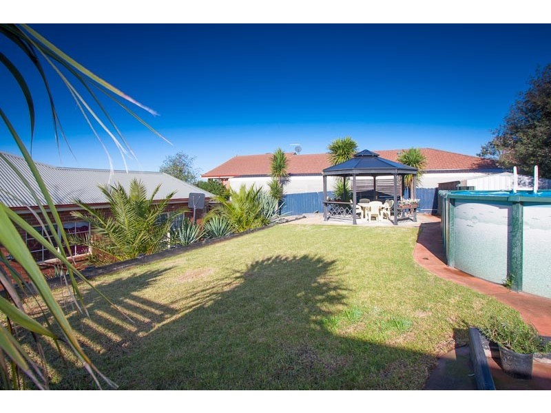 23 De Lisle Avenue, Sunbury VIC 3429