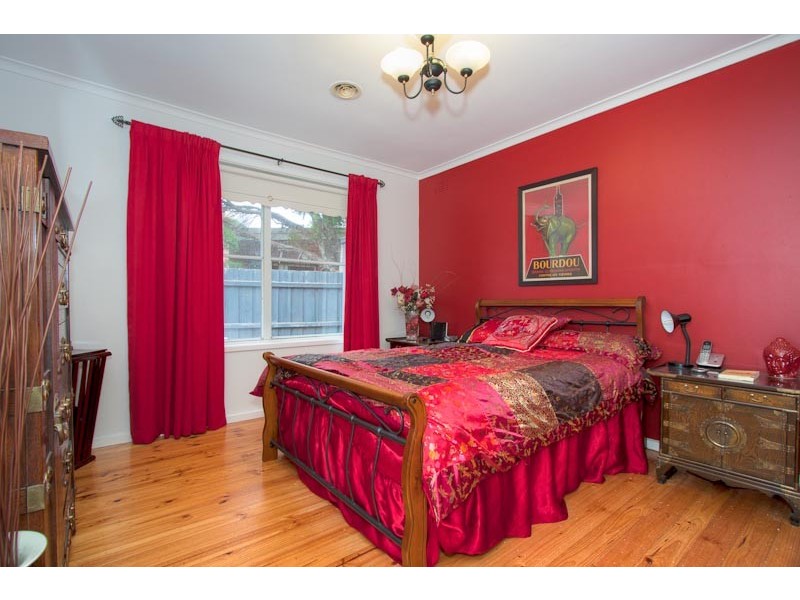 39 Dobell Avenue, Sunbury VIC 3429