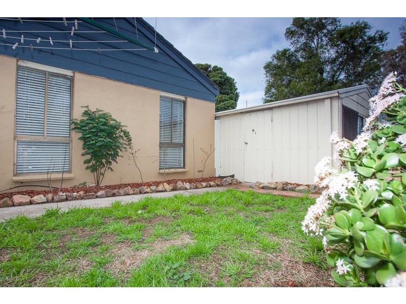 39 Dobell Avenue, Sunbury VIC 3429