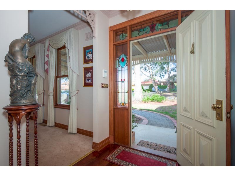 56 Stewarts Lane, Sunbury VIC 3429
