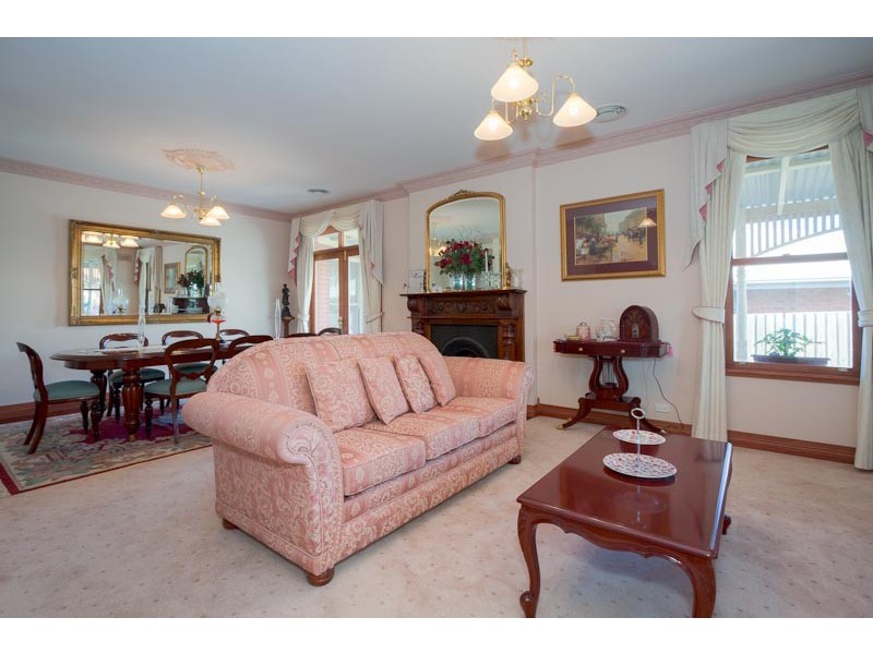 56 Stewarts Lane, Sunbury VIC 3429